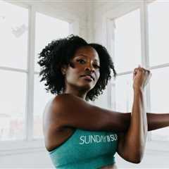 Is It Okay To Go To The Gym With Make-up? Here’s What Experts Say